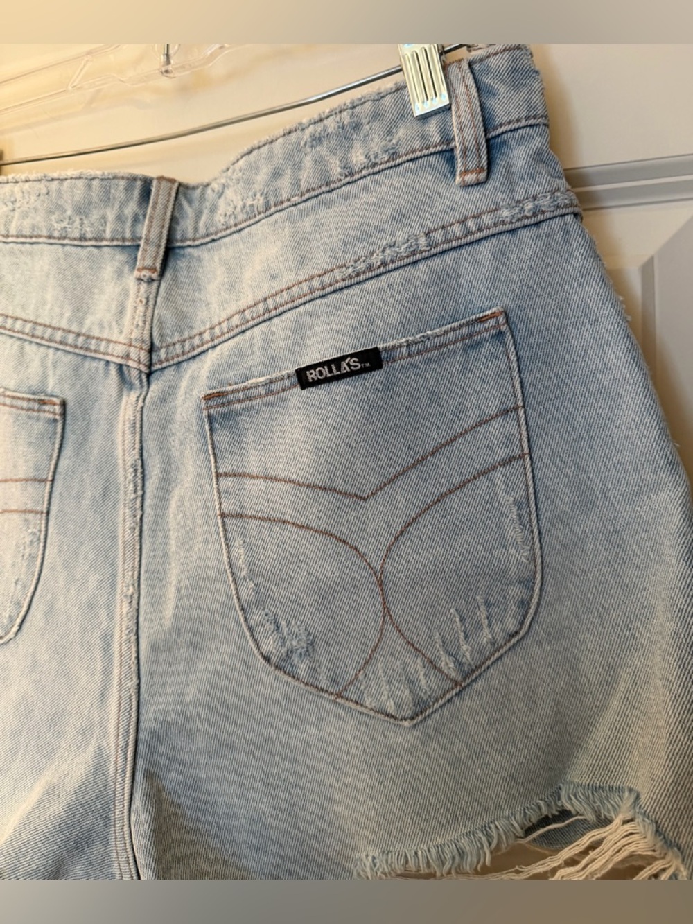 Rolla’s High Rise Cut Off Denim Shorts in Distressed Super Light Wash, 10/30 - Picture 5 of 12
